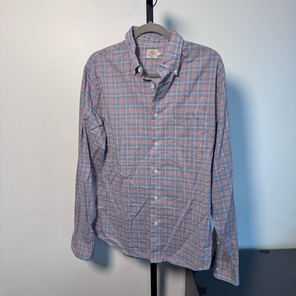 Faherty Pink and Blue Plaid Button-Down Shirt women large